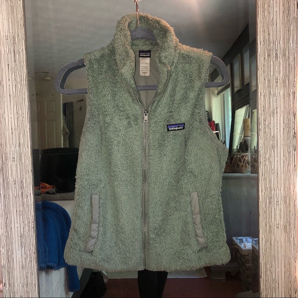 Patagonia Women’s Los Gatos Fleece Fuzzy Vest